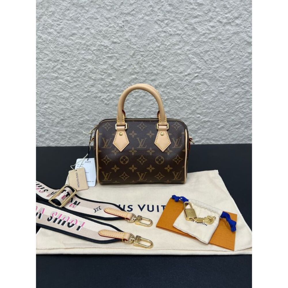 Louis Vuitton Women Pre-Loved Bag Brand New Condition